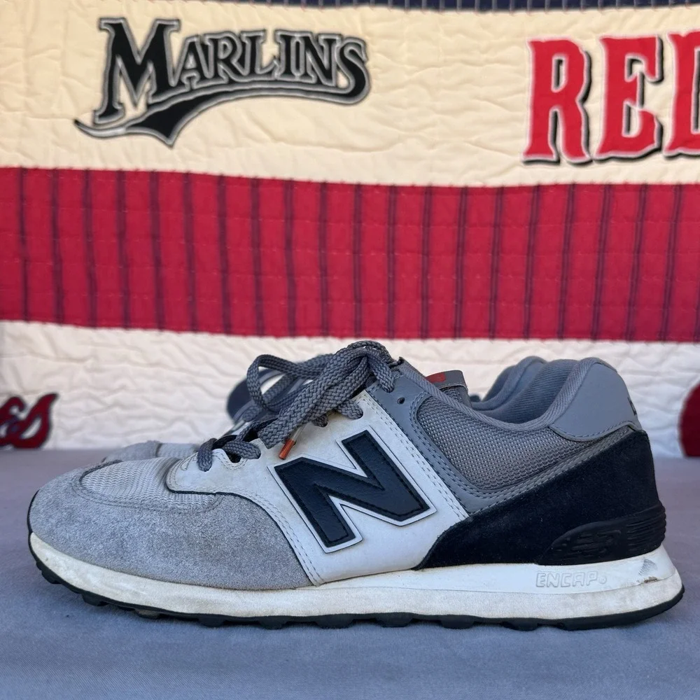 Size 10.5 - New Balance 574‎ Men Shoes Grey Color ML574JHV Running Casual